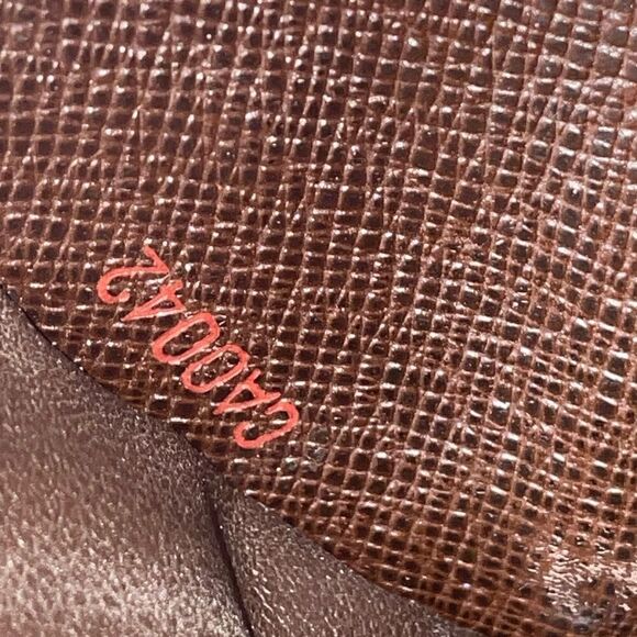 AUTHENTIC Louis Vuitton Damier Zippy Compact Wallet - Picture 9 of 11